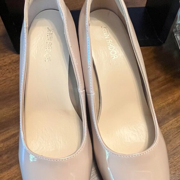 BRAND NEW Jenn Ardor Women's Round Toe Chunky Patent Heel Pump In Nude Size 8.5 - Picture 6 of 9